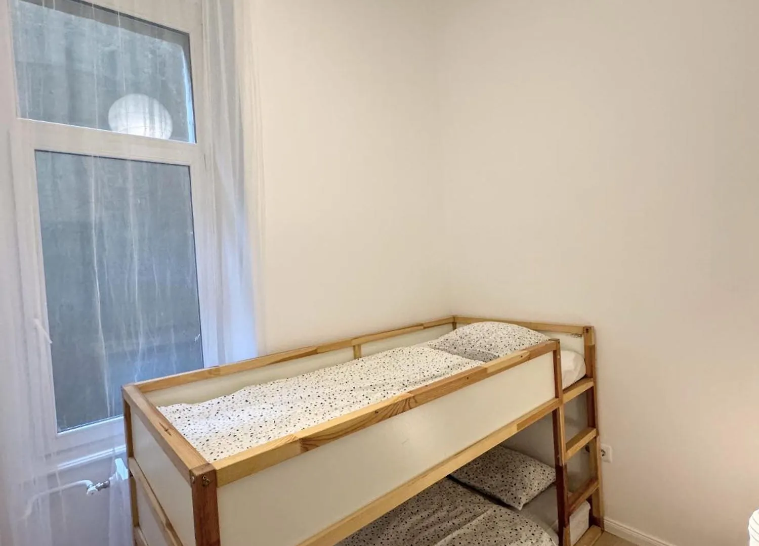 Danube Escapes Budapest- 3Br Apartment
